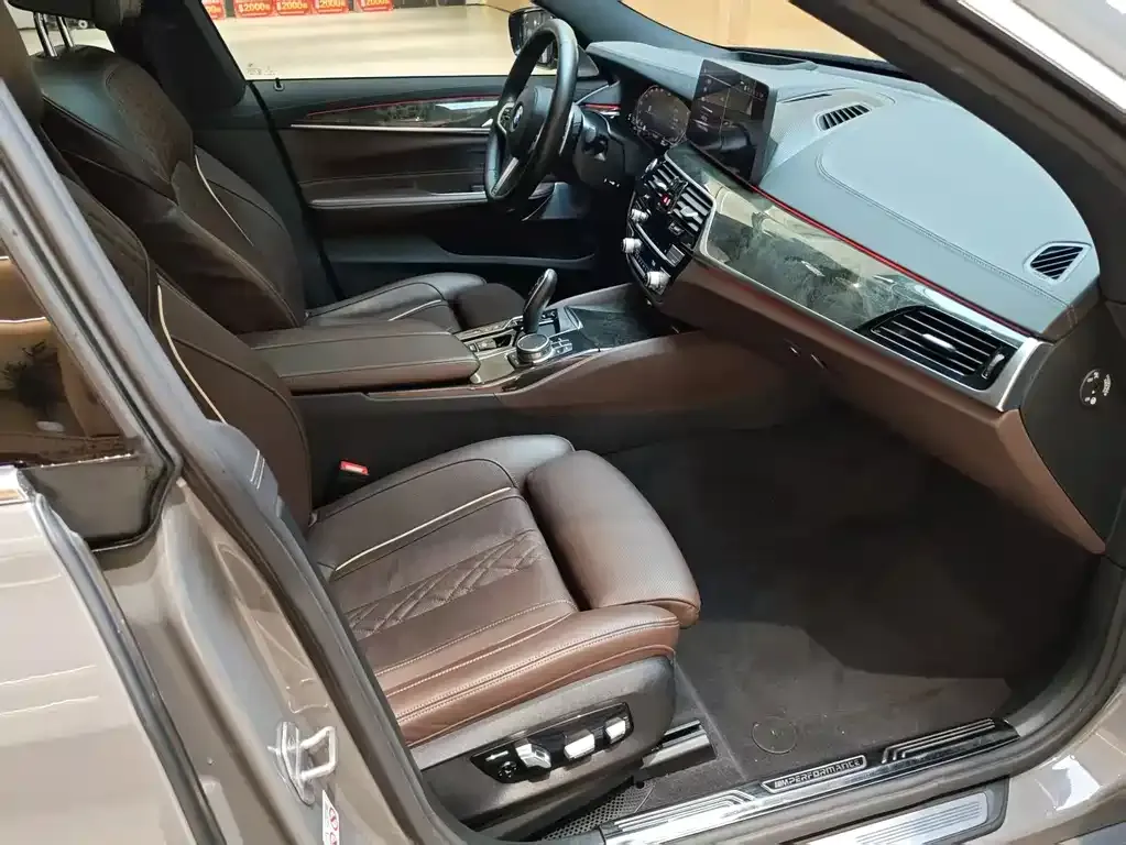 BMW 6 Series GT — фото 10