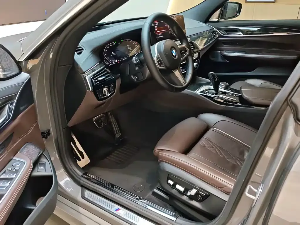 BMW 6 Series GT — фото 9