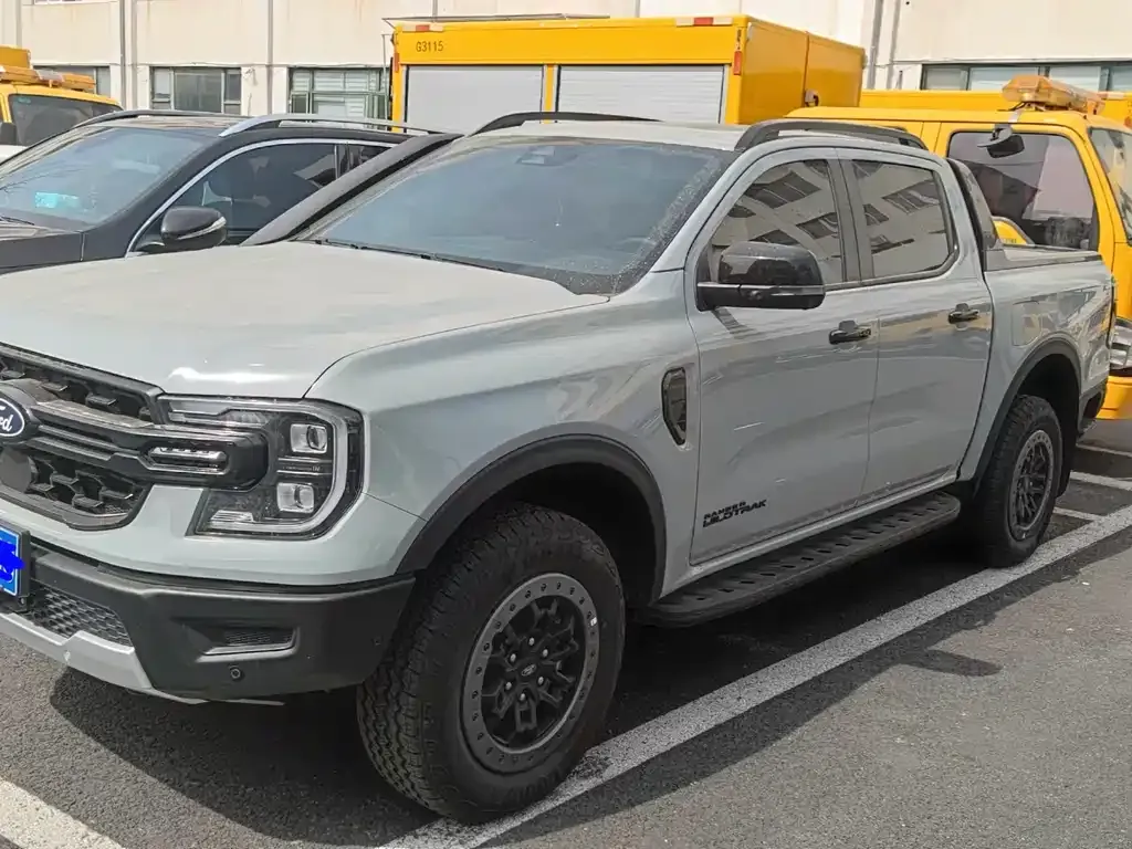 Ford Ranger — фото 1