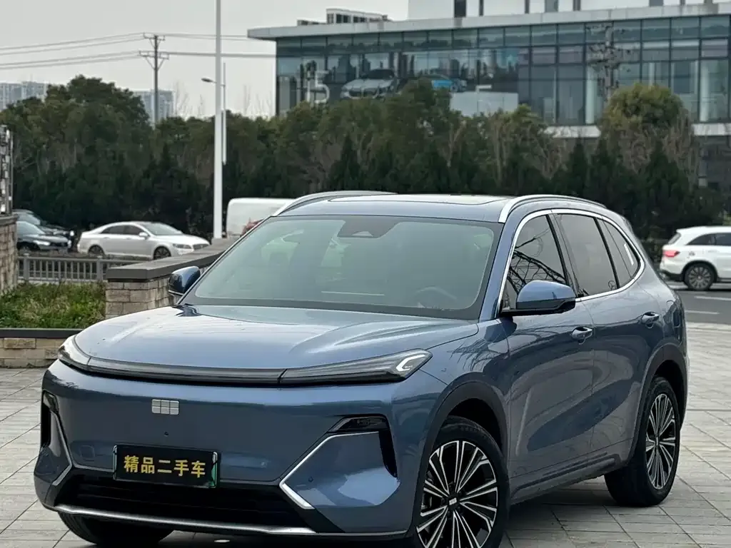 Geely 银河星舰7 — фото 1