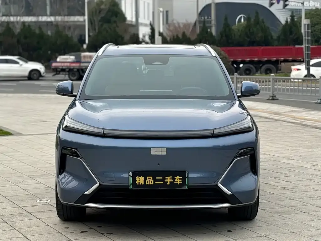 Geely 银河星舰7 — фото 7