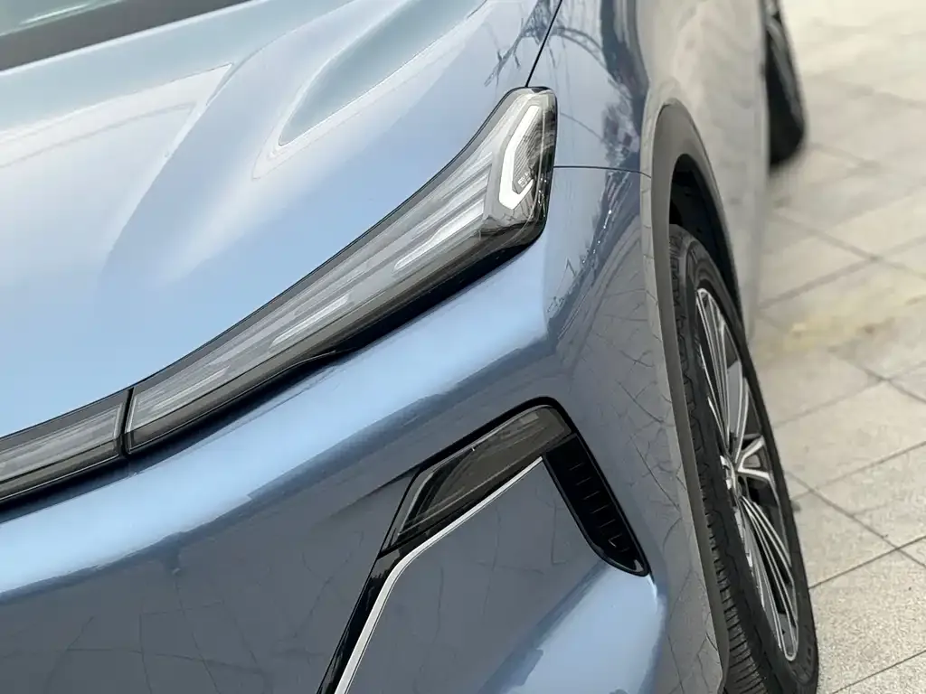 Geely 银河星舰7 — фото 4