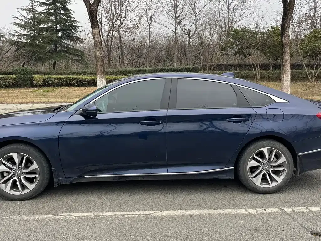 Honda Inspire — фото 10