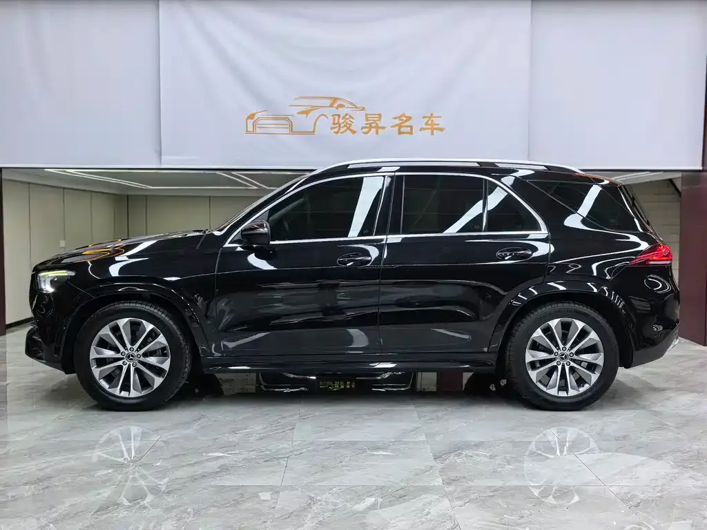 Mercedes-Benz GLE — фото 8