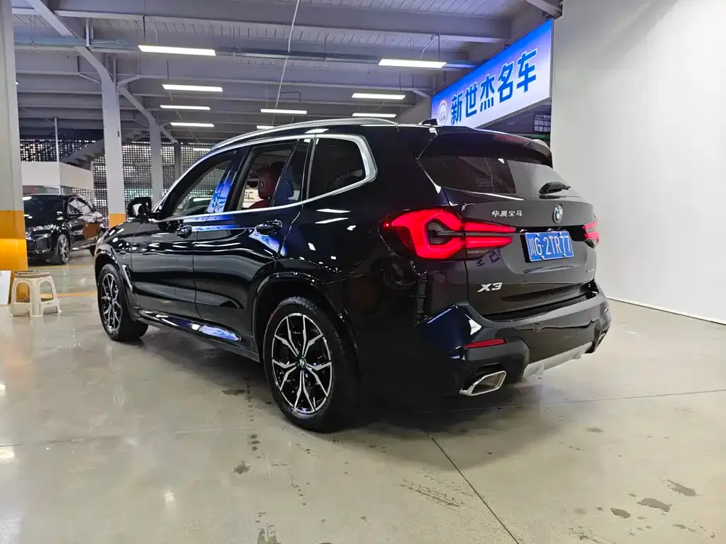 BMW X3 — фото 10