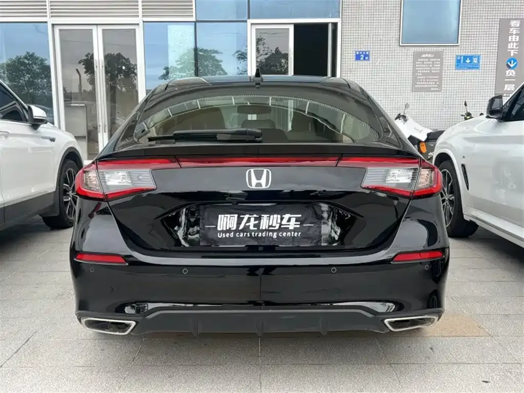 Honda Civic — фото 4