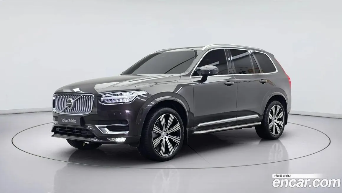 Volvo XC90 — фото 1