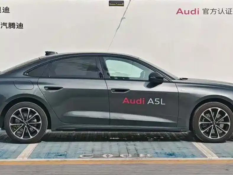 Audi A5L — фото 2