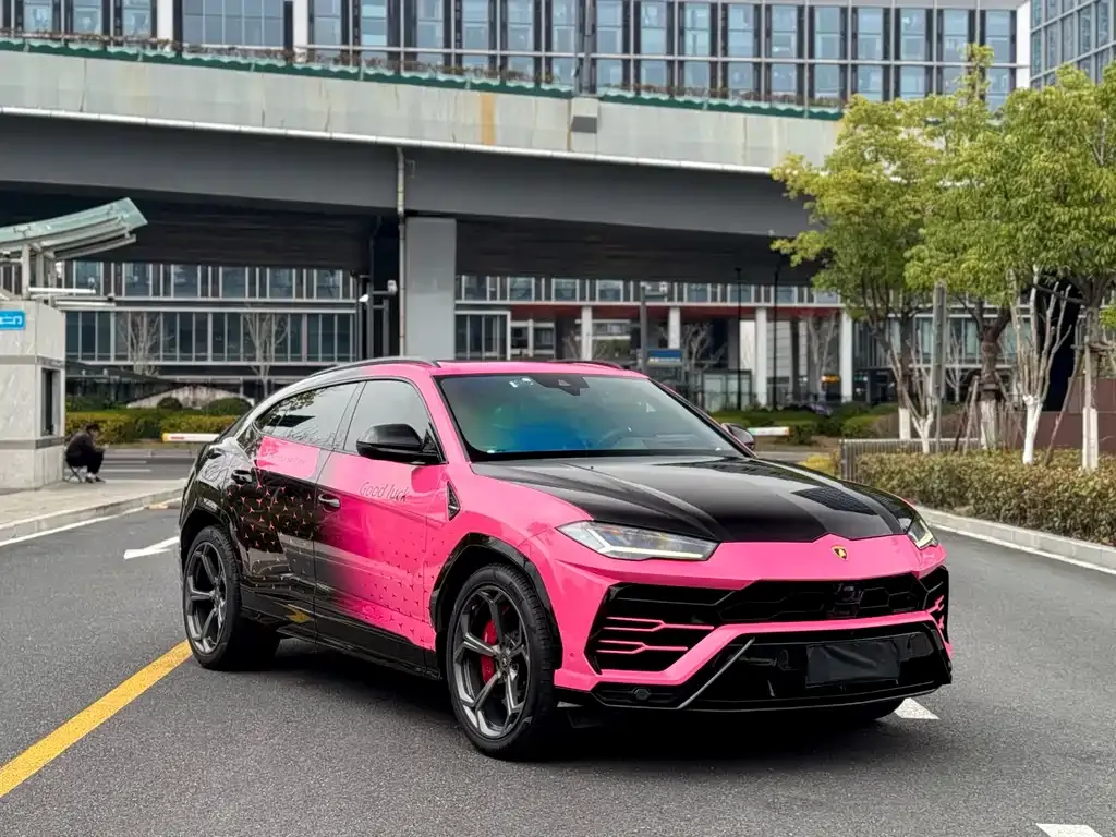 Lamborghini Urus — фото 5