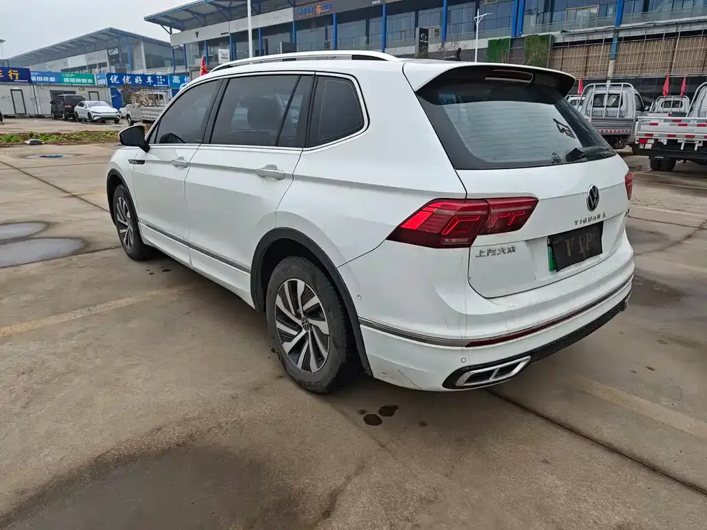 Volkswagen Tiguan L New Energy — фото 5