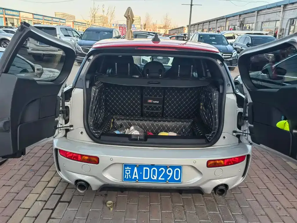 MINI Clubman JCW — фото 9