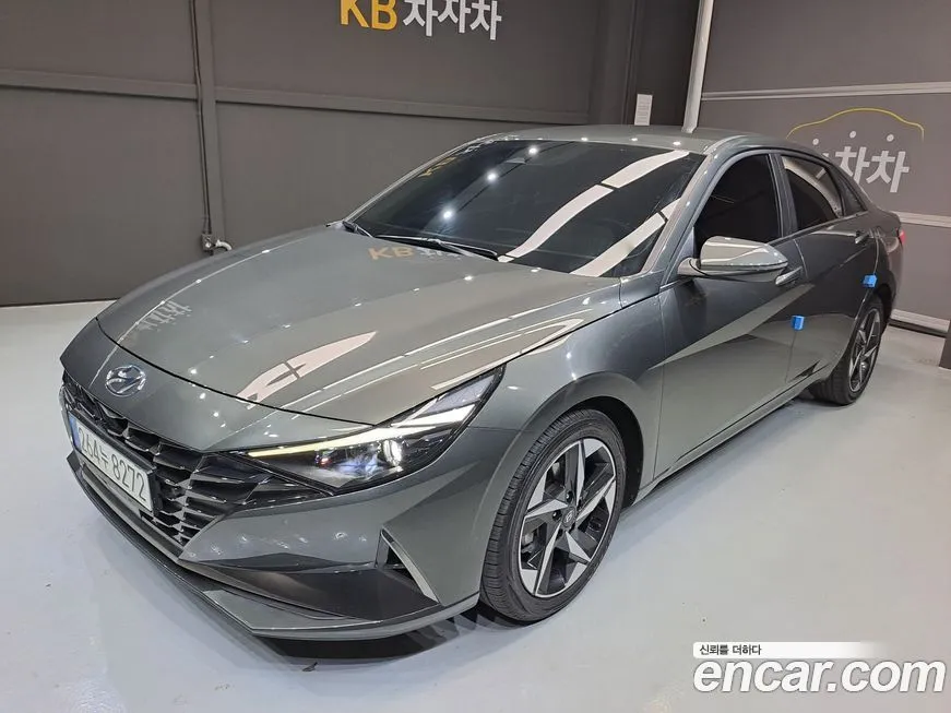 Hyundai AVANTE — фото 1