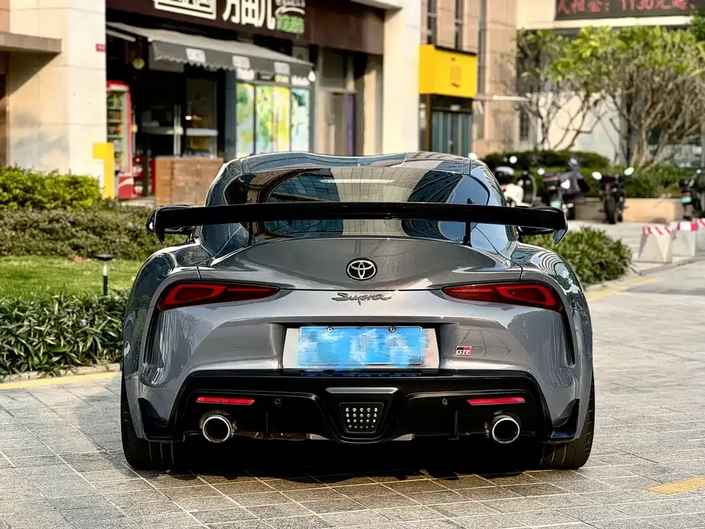 Toyota Supra — фото 8