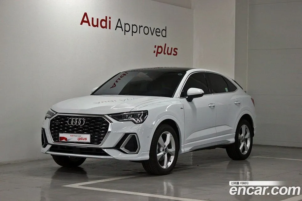 Audi Q3 — фото 1