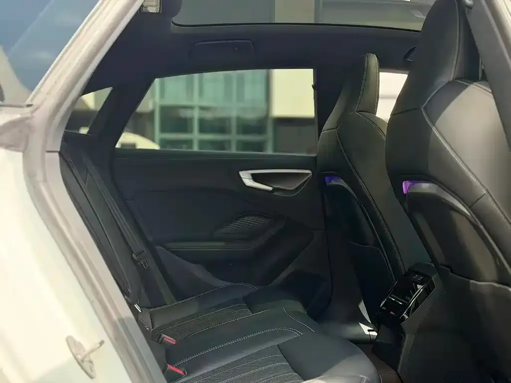 Audi A5L Sportback — фото 4