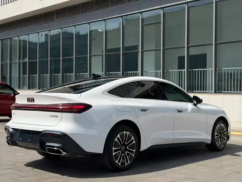 Audi A5L Sportback — фото 9