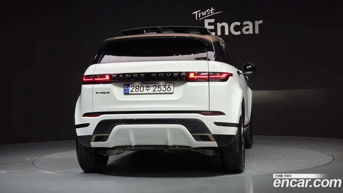 Land Rover Range Rover Evoque — фото 7