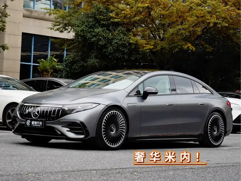 Mercedes-Benz EQS AMG — фото 1