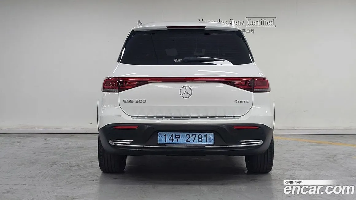 Mercedes-Benz EQB — фото 3