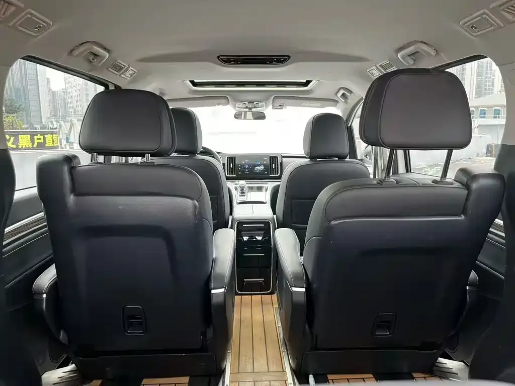 GAC Motor Trumpchi M8 — фото 3