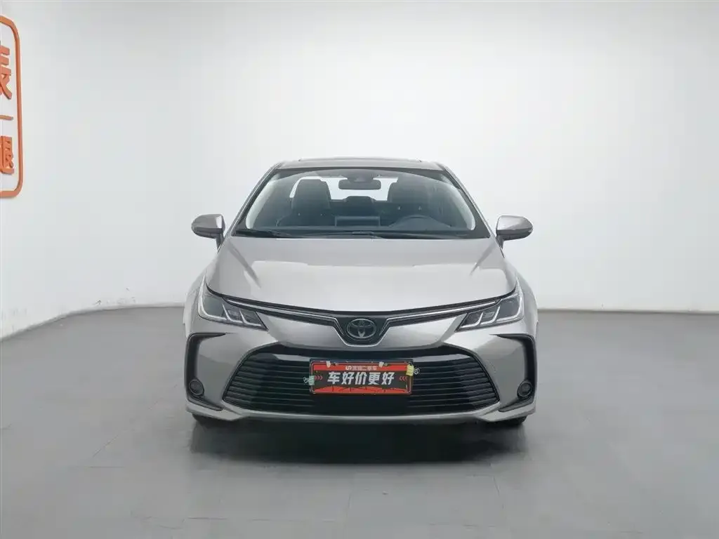 Toyota Corolla — фото 3