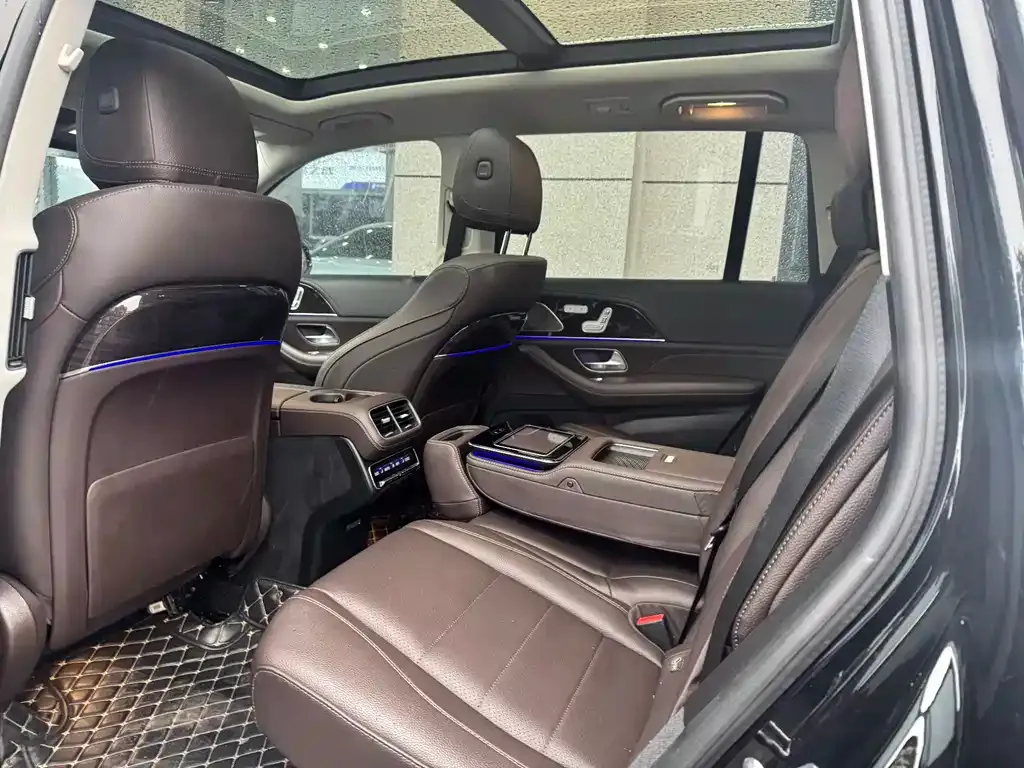 Mercedes-Benz GLS — фото 6