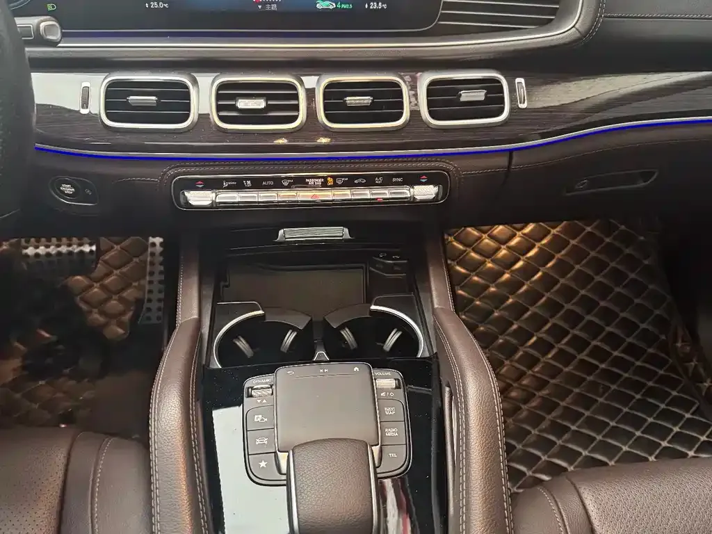 Mercedes-Benz GLS — фото 2