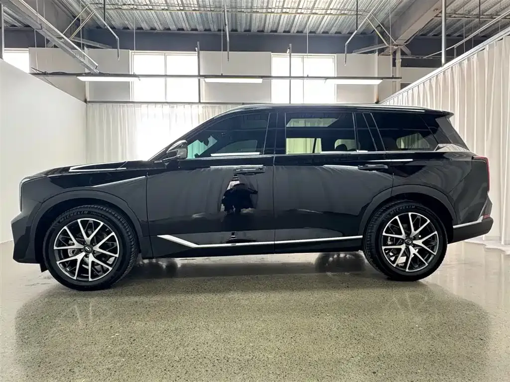 GAC Motor Trumpchi GS8 — фото 2