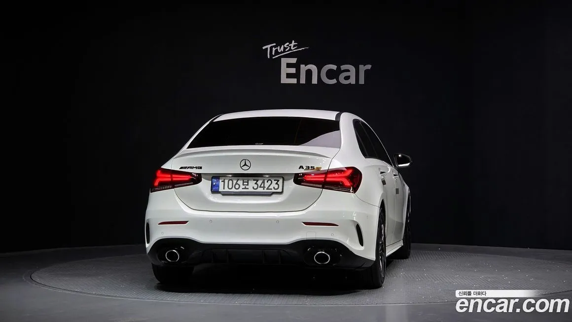 Mercedes-Benz A-Class — фото 8