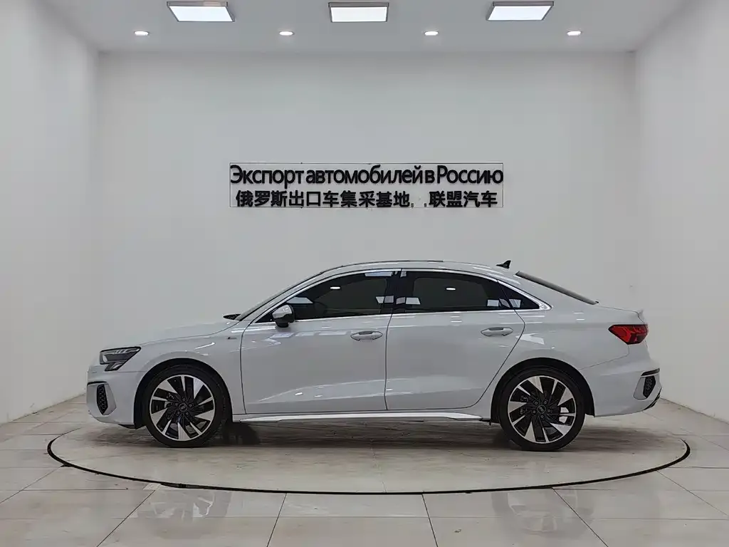 Audi A3 — фото 5