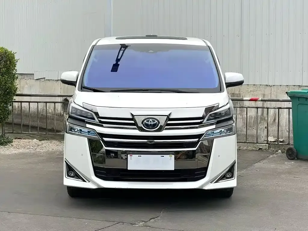 Toyota Vellfire — фото 7