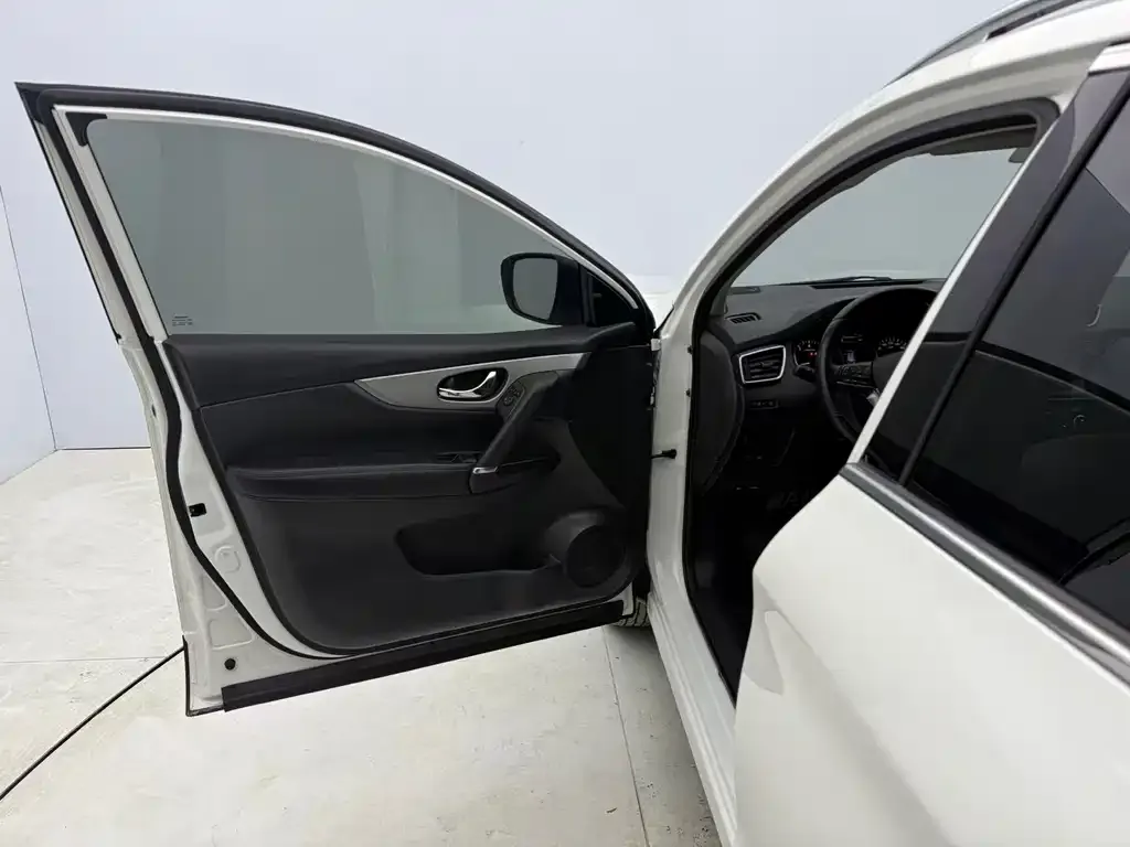 Nissan Qashqai — фото 3
