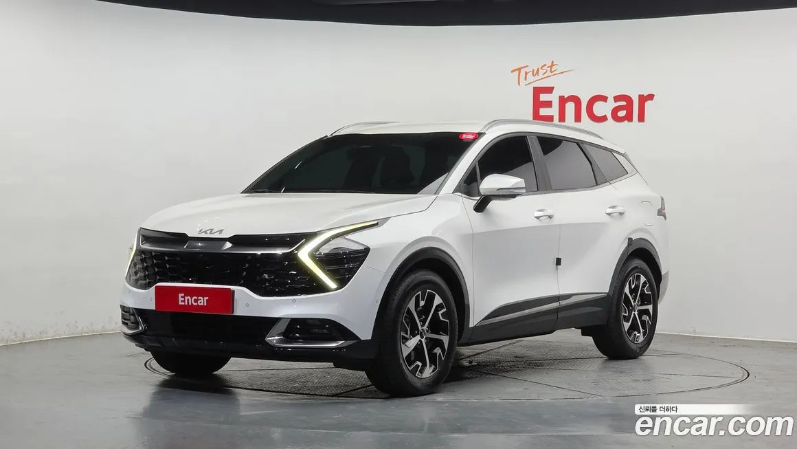 Kia Sportage — фото 1