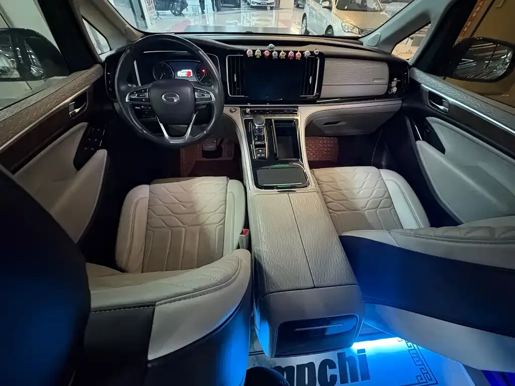 GAC Motor Trumpchi M8 — фото 4