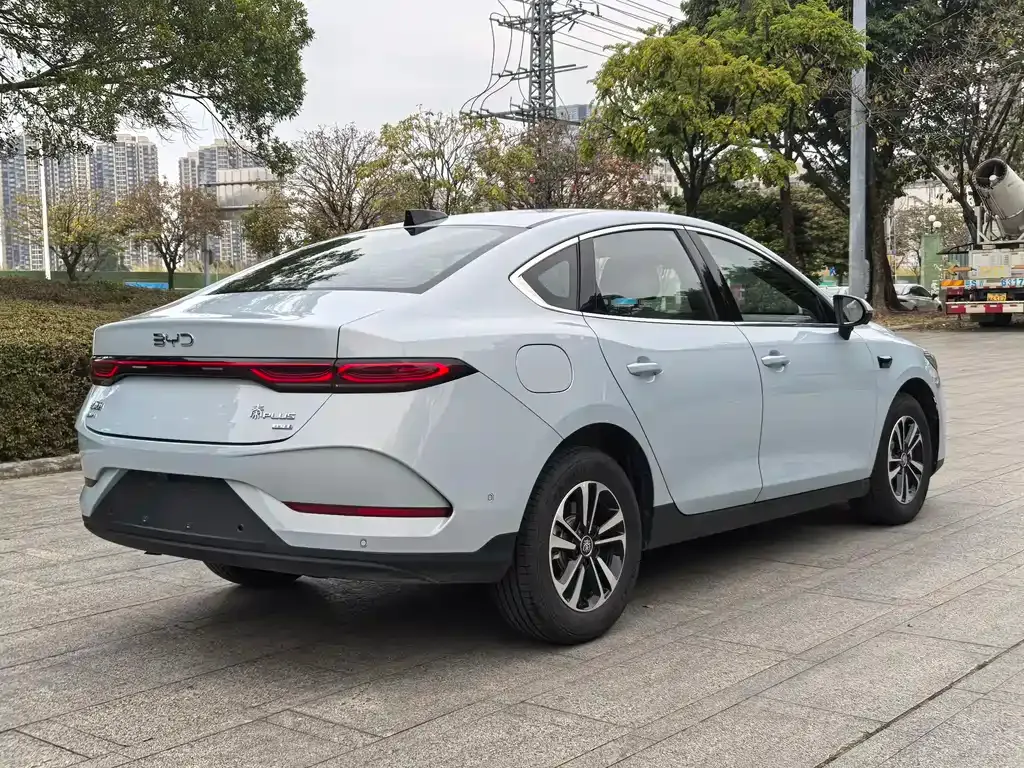 BYD Qin PLUS — фото 10