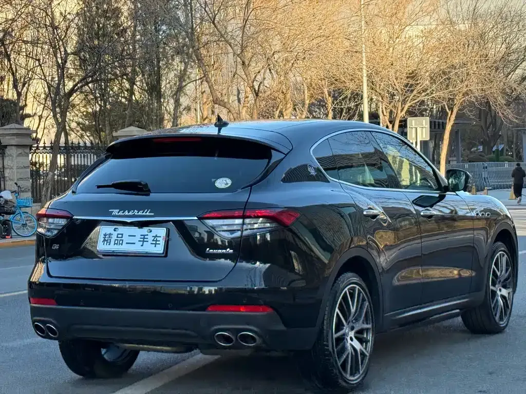 Maserati Levante — фото 10