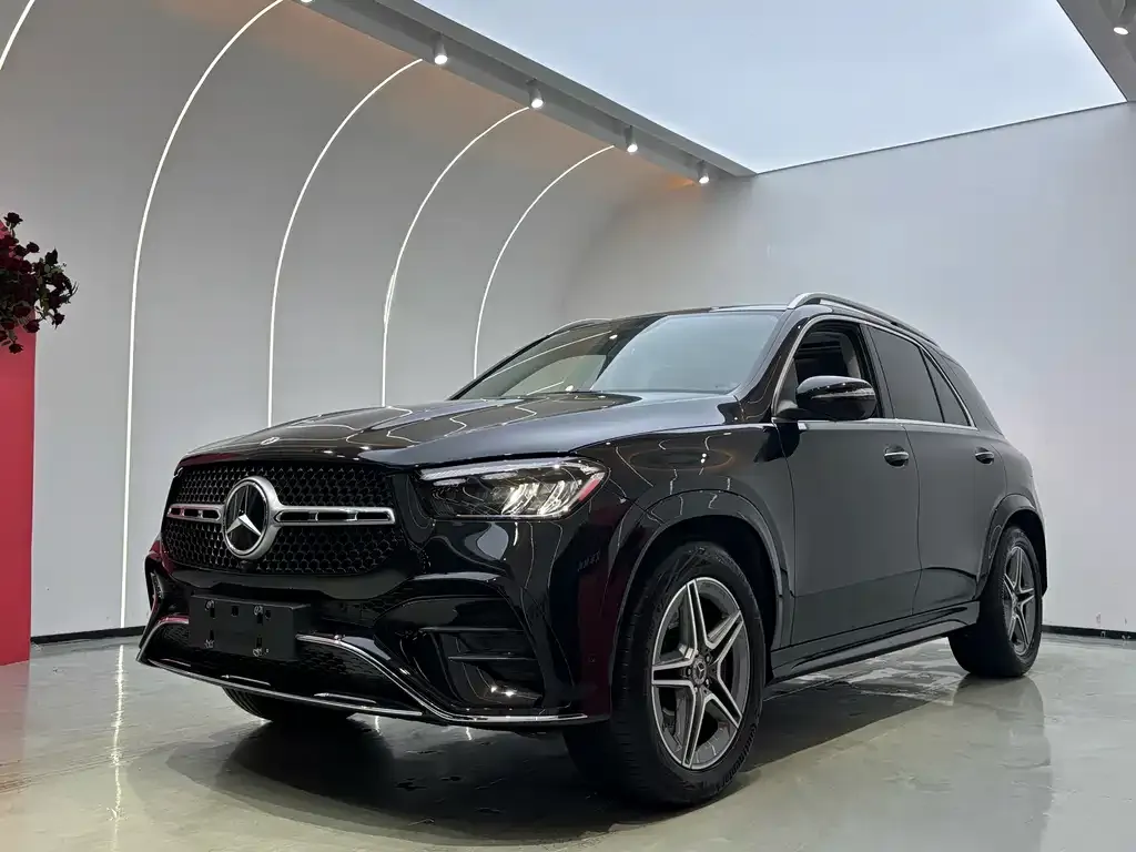 Mercedes-Benz GLE — фото 1