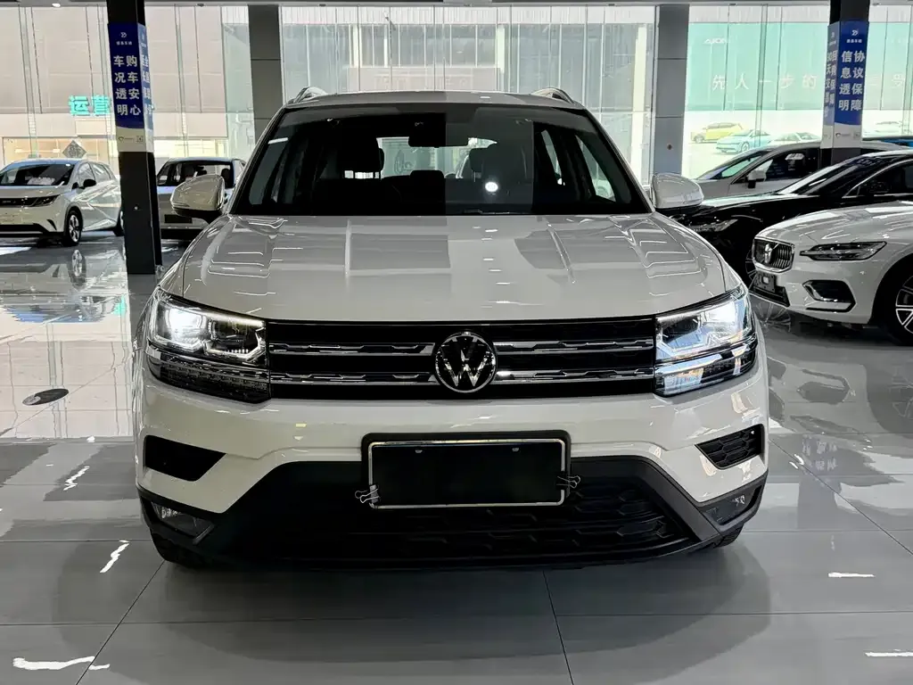 Volkswagen Tharu — фото 10