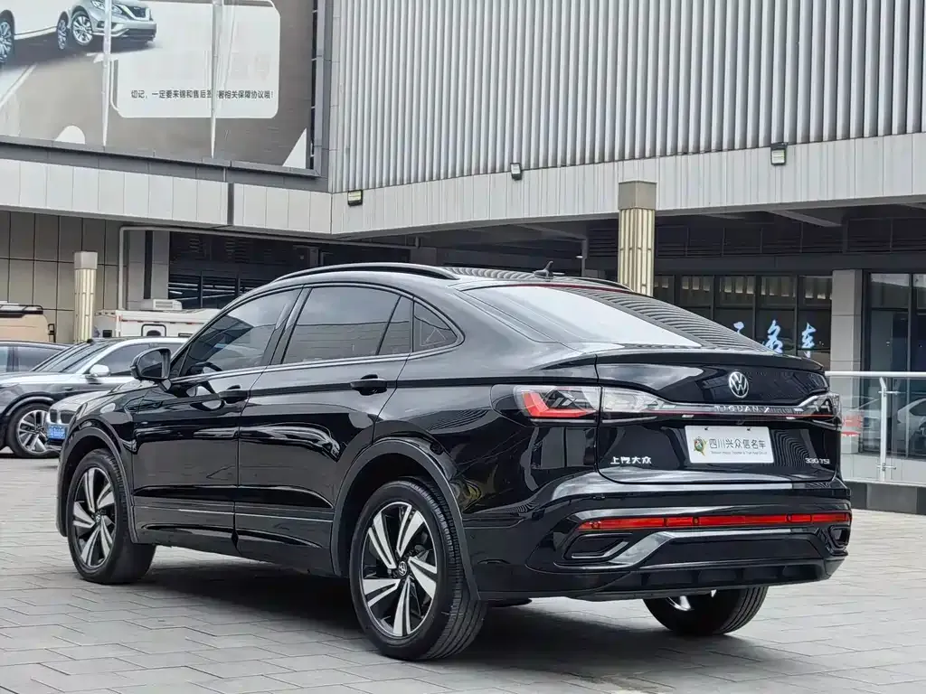 Volkswagen Tiguan X — фото 9