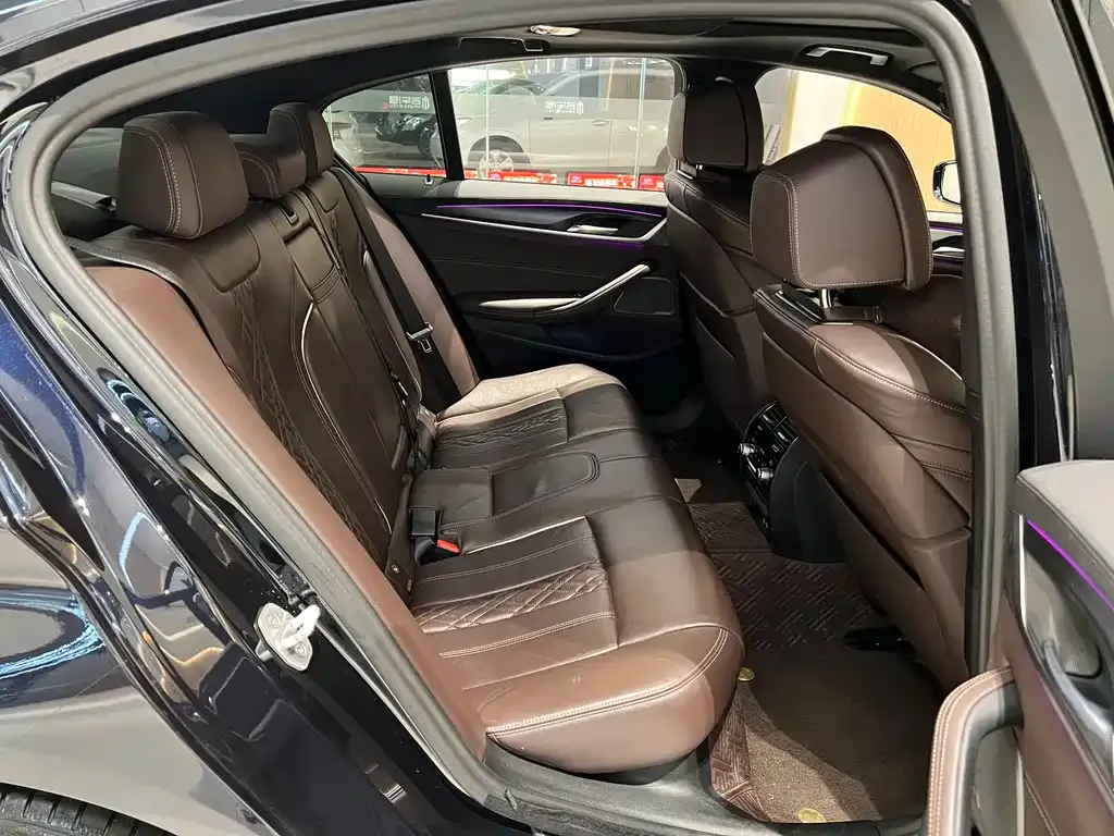 BMW 5 Series (Import) — фото 6