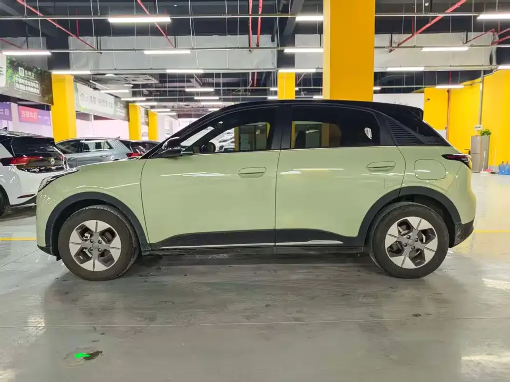Geely Starburst — фото 6