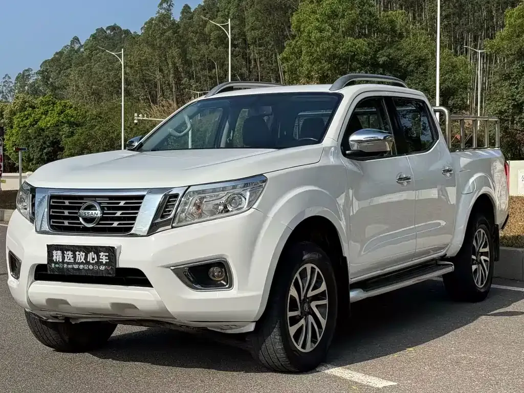 Nissan Navara — фото 1