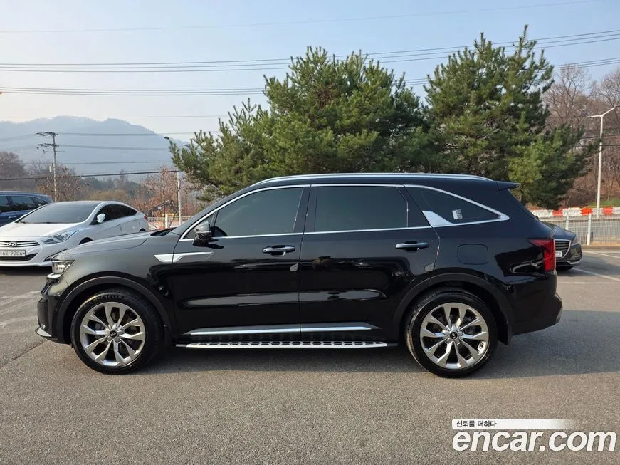 Kia Sorento — фото 9