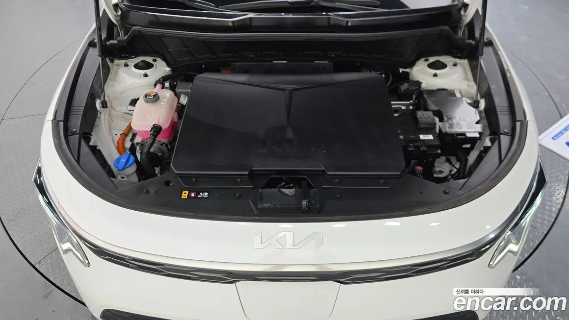 Kia Niro — фото 2