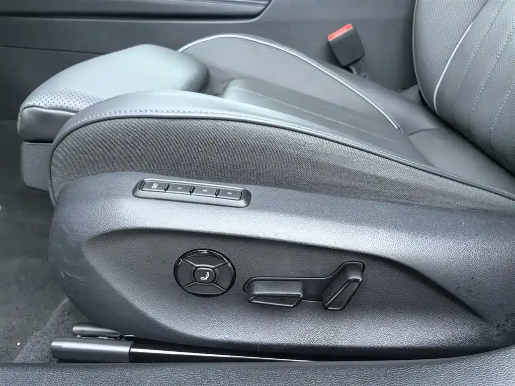 Volkswagen Passat — фото 4