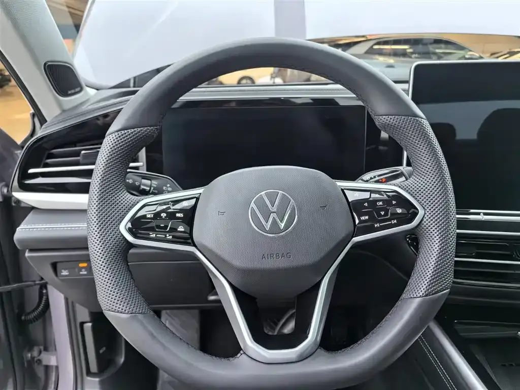 Volkswagen Passat — фото 2