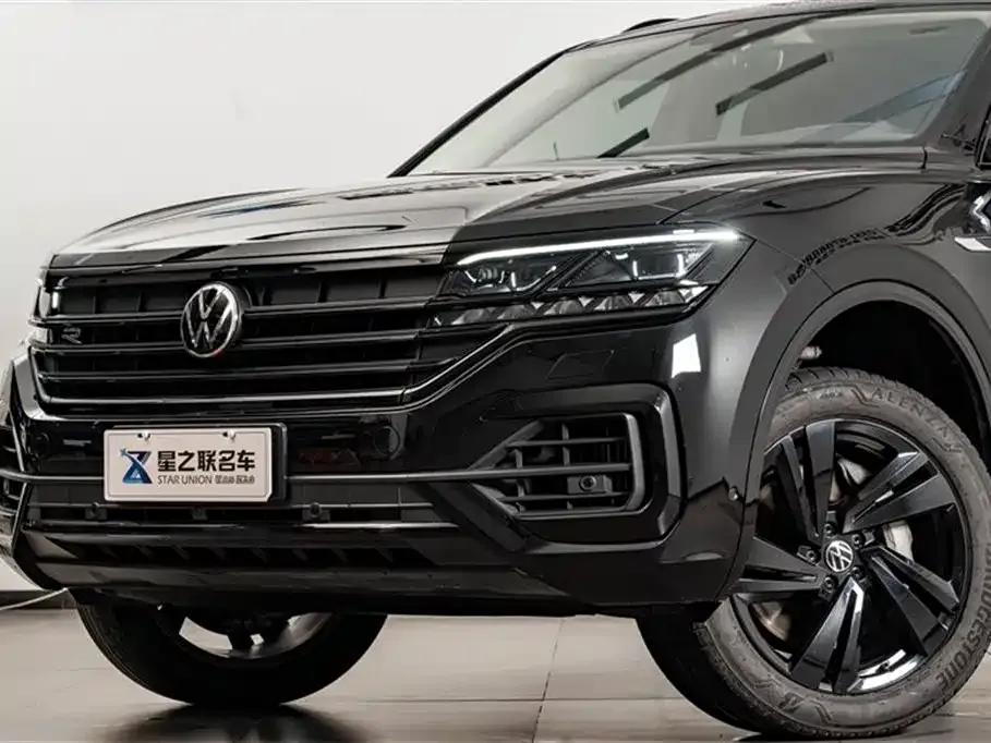 Volkswagen Touareg — фото 2