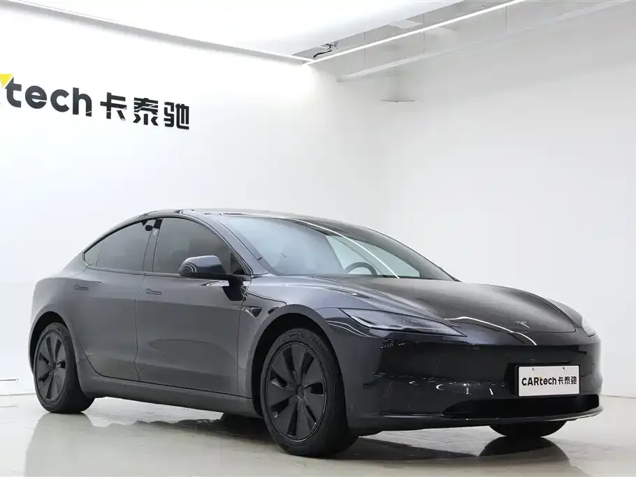 Tesla Model 3 — фото 5