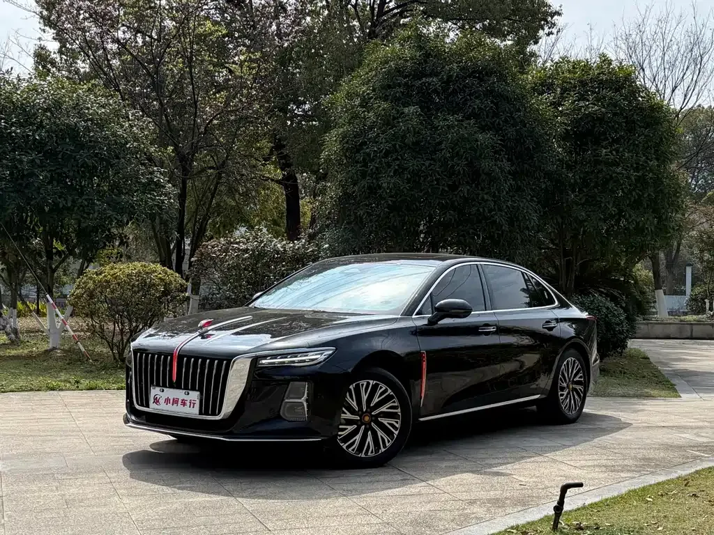 Hongqi H5 — фото 1