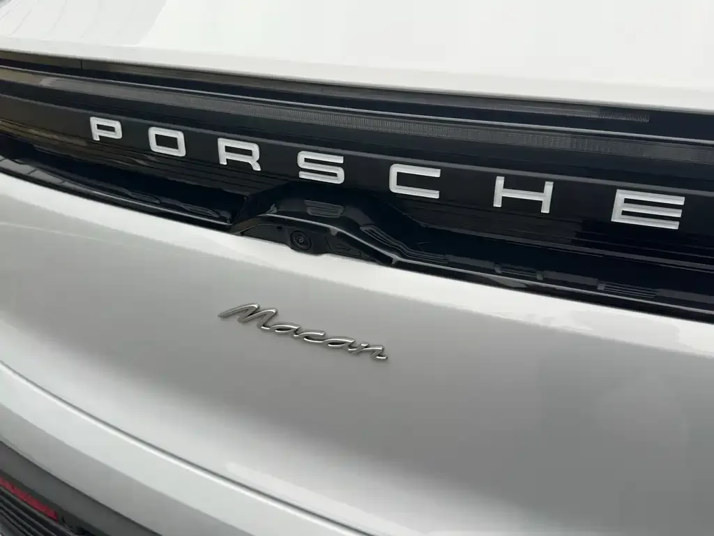 Porsche Macan EV — фото 7